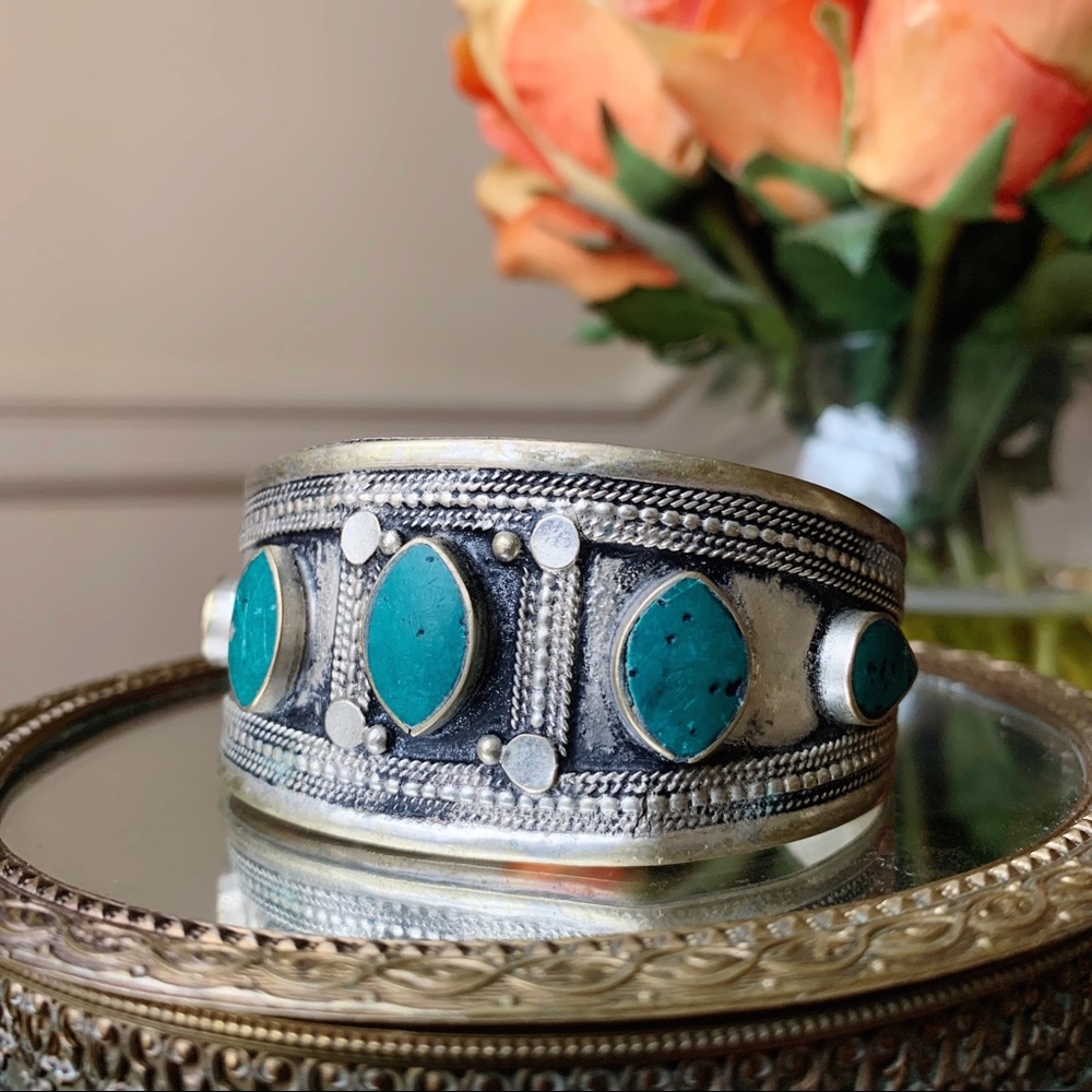 Stone Cuff Bracelet - Picture 1 of 6